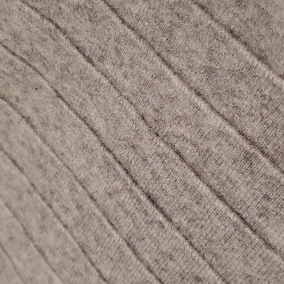 Like new Michael Kors cardigan sweater - Picture 10 of 10